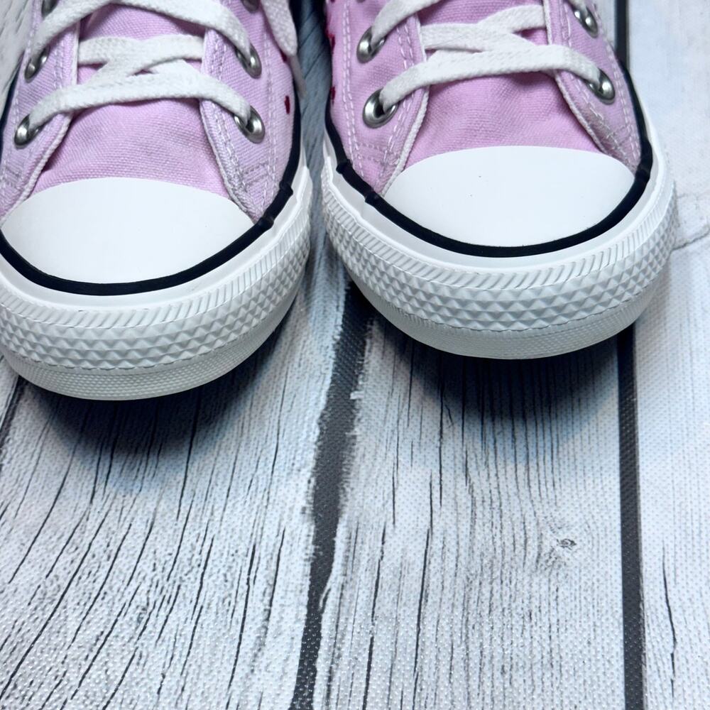 Converse All Star Chuck Taylor “Valentine’s Day Kisses” Size 7 - Picture 4 of 8